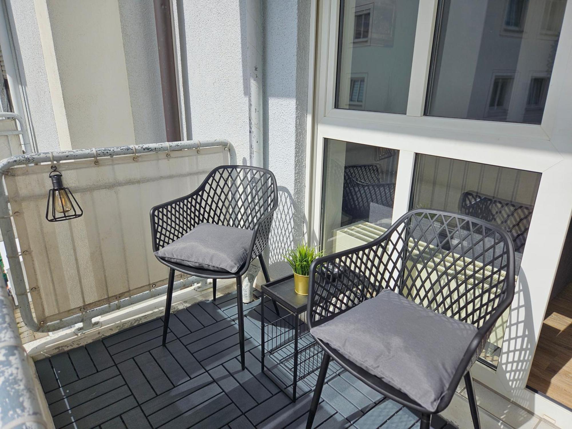 Like At - Moderne In - 30qm - Netflix * Koenigsbrunn